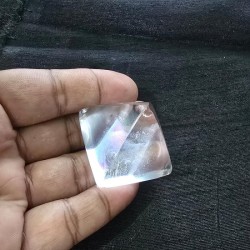 Vastu Crystal Pyramid – Positive Energy Stone for Home & Office